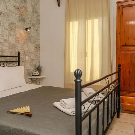 Fotis Apartment *