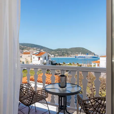 Fotis Skopelos Town