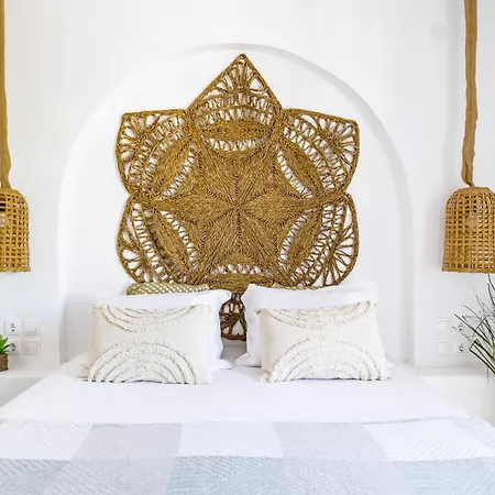 Fotis Skopelos Town